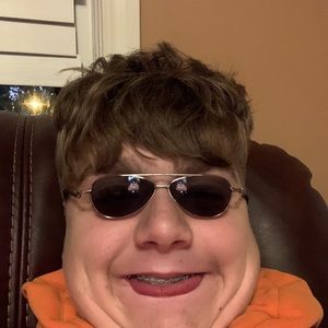 Meet your Posher, Carter